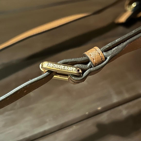 Michael Kors Black and Tan Crossbody Bag - Picture 4 of 7